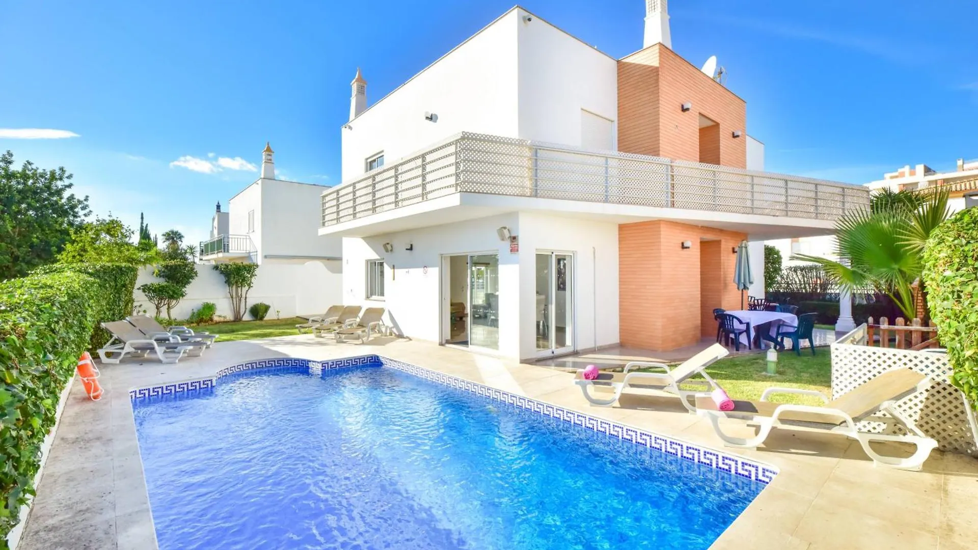 Apartment Vila Alfarrobeira By Mtphomes Albufeira